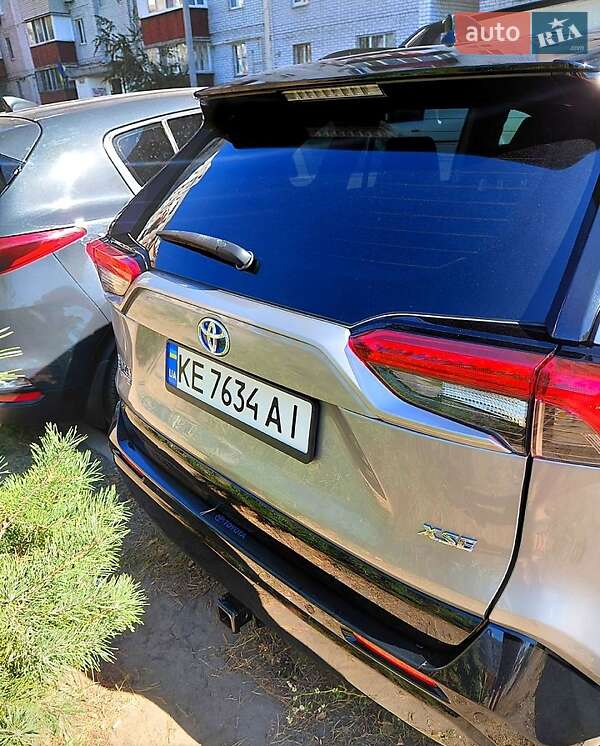 Позашляховик / Кросовер Toyota RAV4 2021 в Дніпрі фото 5 Позашляховик / Кросовер Toyota RAV4 2021 в Дніпрі