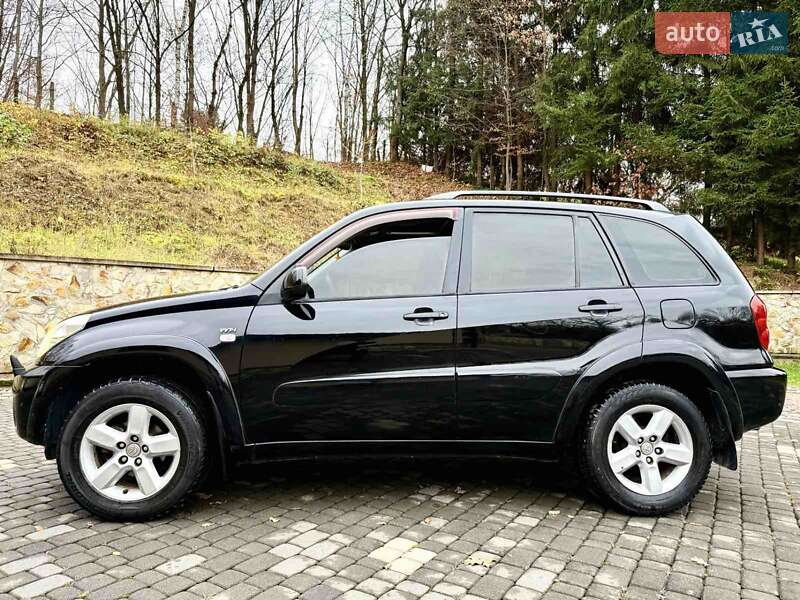 Внедорожник / Кроссовер Toyota RAV4 2005 в Солотвине