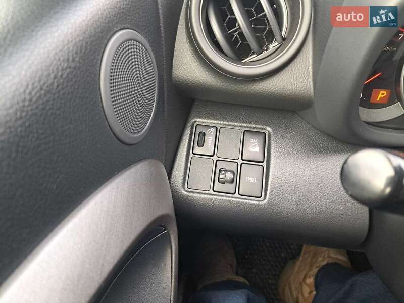Внедорожник / Кроссовер Toyota RAV4 2010 в Чернигове фото 7 Внедорожник / Кроссовер Toyota RAV4 2010 в Чернигове