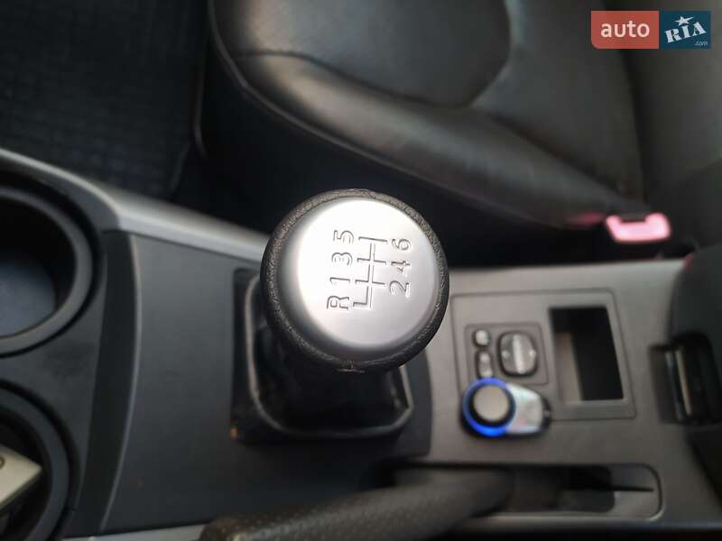 Внедорожник / Кроссовер Toyota RAV4 2007 в Дубно