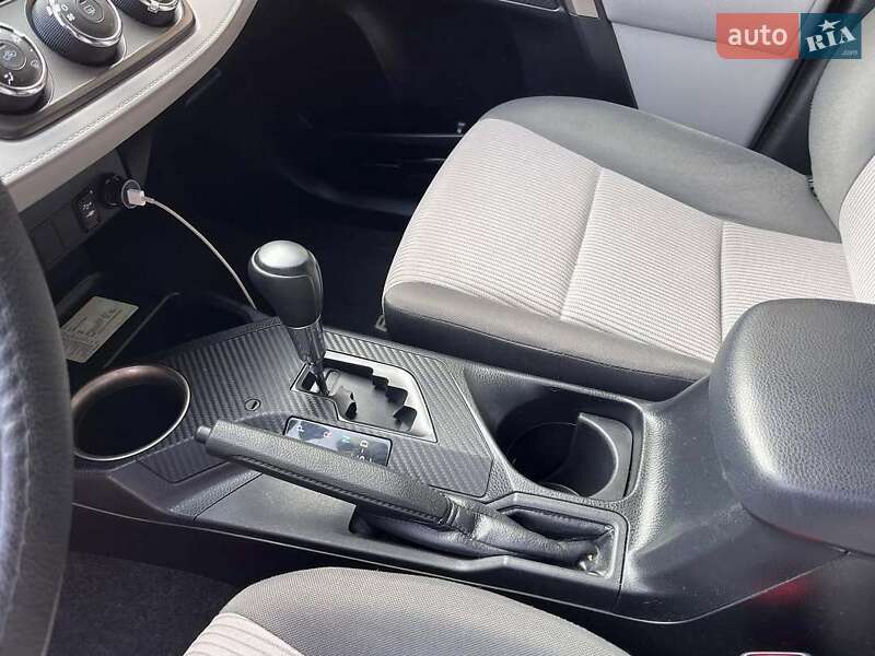 Внедорожник / Кроссовер Toyota RAV4 2013 в Львове