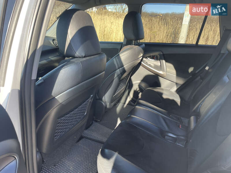 Внедорожник / Кроссовер Toyota RAV4 2012 в Львове фото 8 Внедорожник / Кроссовер Toyota RAV4 2012 в Львове