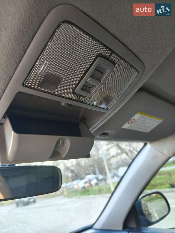 Внедорожник / Кроссовер Toyota RAV4 2006 в Киеве