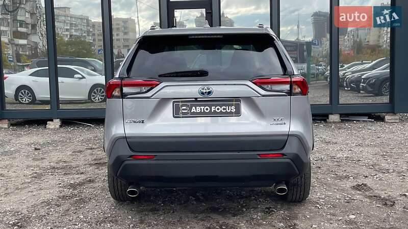 Внедорожник / Кроссовер Toyota RAV4 2024 в Киеве