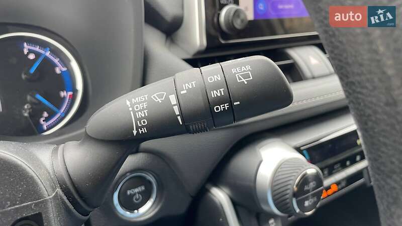 Внедорожник / Кроссовер Toyota RAV4 2024 в Киеве