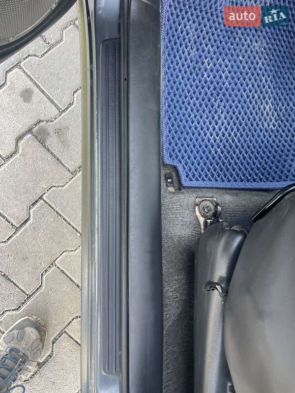 Внедорожник / Кроссовер Toyota RAV4 2005 в Звягеле