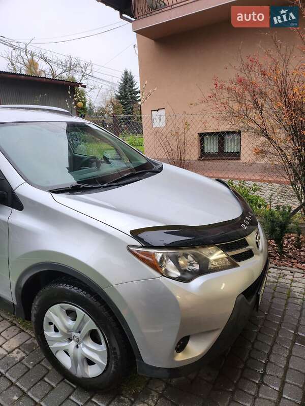 Позашляховик / Кросовер Toyota RAV4 2013 в Львові фото 5 Позашляховик / Кросовер Toyota RAV4 2013 в Львові