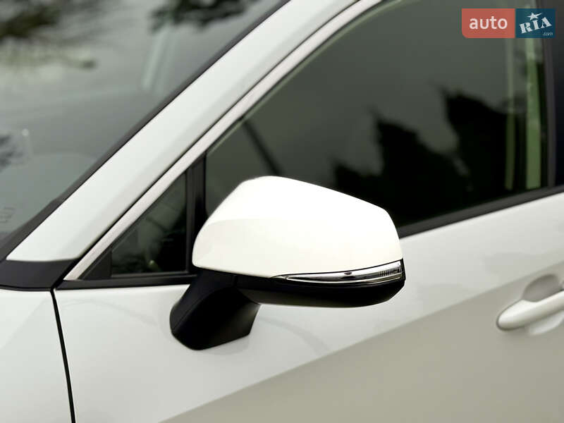 Внедорожник / Кроссовер Toyota RAV4 2019 в Харькове фото 22 Внедорожник / Кроссовер Toyota RAV4 2019 в Харькове