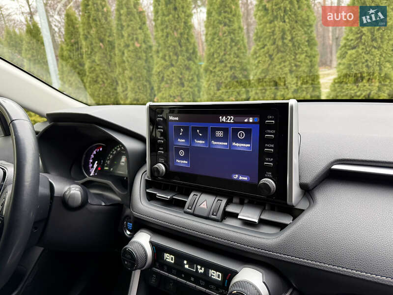 Внедорожник / Кроссовер Toyota RAV4 2019 в Харькове фото 32 Внедорожник / Кроссовер Toyota RAV4 2019 в Харькове