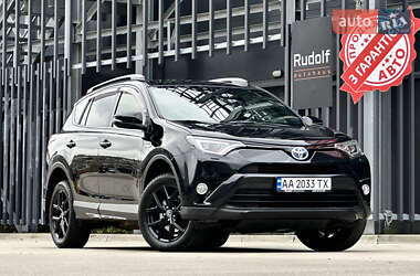 Позашляховик / Кросовер Toyota RAV4 2018 в Києві