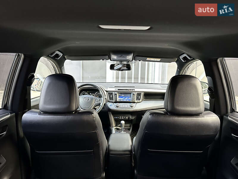 Внедорожник / Кроссовер Toyota RAV4 2018 в Киеве фото 6 Внедорожник / Кроссовер Toyota RAV4 2018 в Киеве