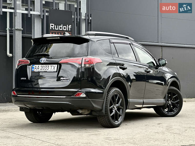 Внедорожник / Кроссовер Toyota RAV4 2018 в Киеве фото 7 Внедорожник / Кроссовер Toyota RAV4 2018 в Киеве