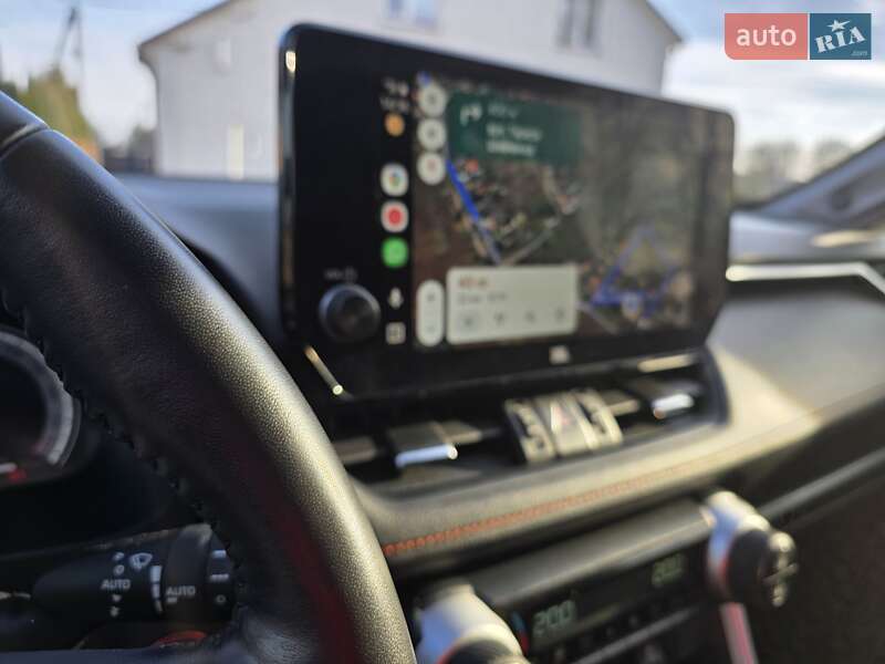 Внедорожник / Кроссовер Toyota RAV4 2023 в Львове