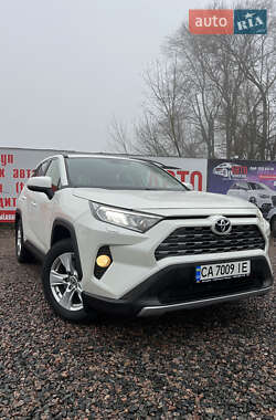 Внедорожник / Кроссовер Toyota RAV4 2019 в Черкассах