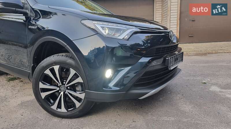 Внедорожник / Кроссовер Toyota RAV4 2017 в Харькове фото 40 Внедорожник / Кроссовер Toyota RAV4 2017 в Харькове