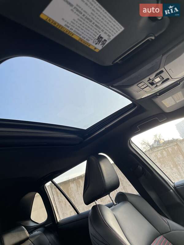 Внедорожник / Кроссовер Toyota RAV4 2021 в Одессе