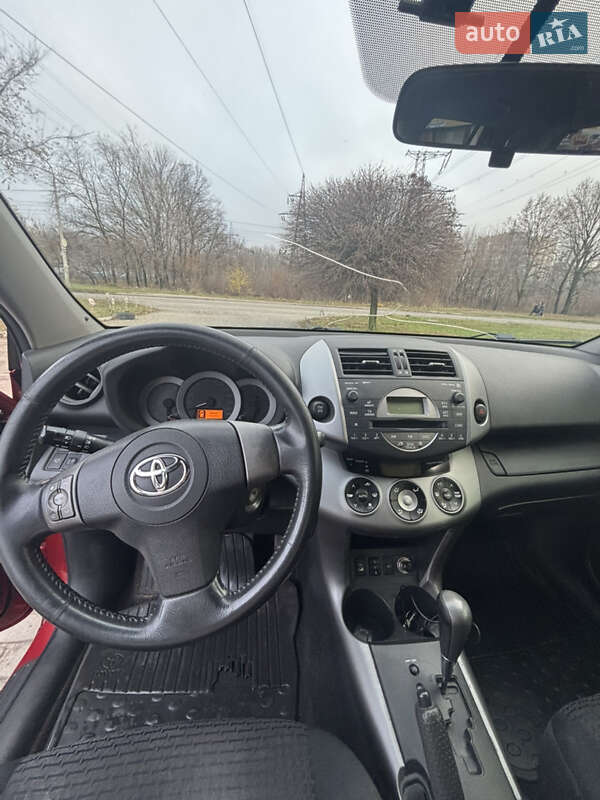 Позашляховик / Кросовер Toyota RAV4 2007 в Запоріжжі
