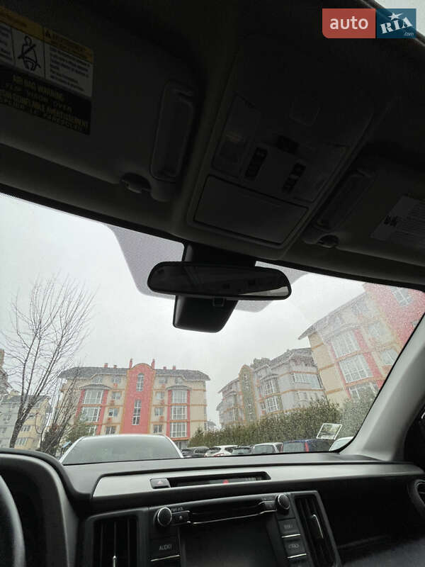 Внедорожник / Кроссовер Toyota RAV4 2018 в Киеве фото 60 Внедорожник / Кроссовер Toyota RAV4 2018 в Киеве