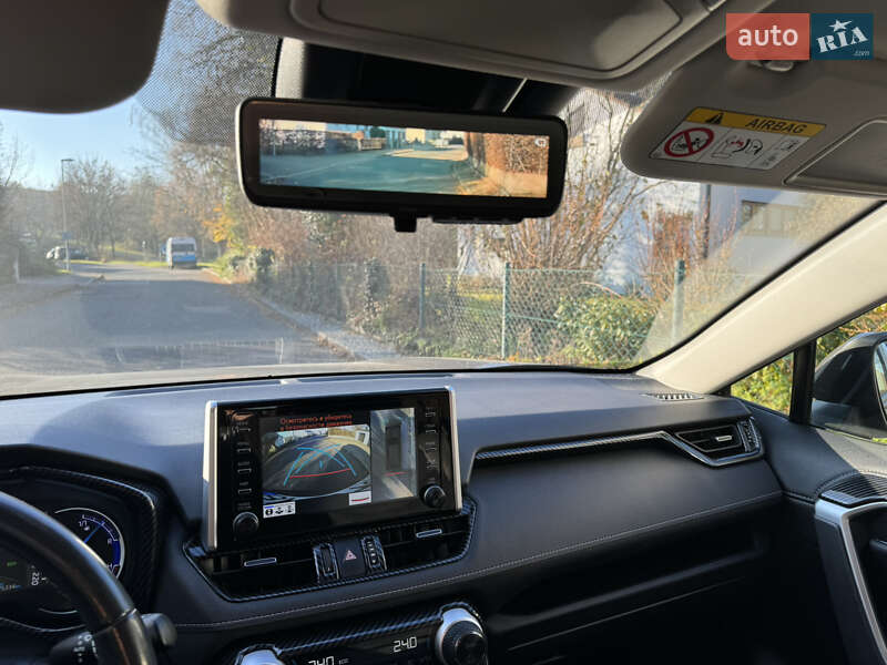Внедорожник / Кроссовер Toyota RAV4 2021 в Днепре