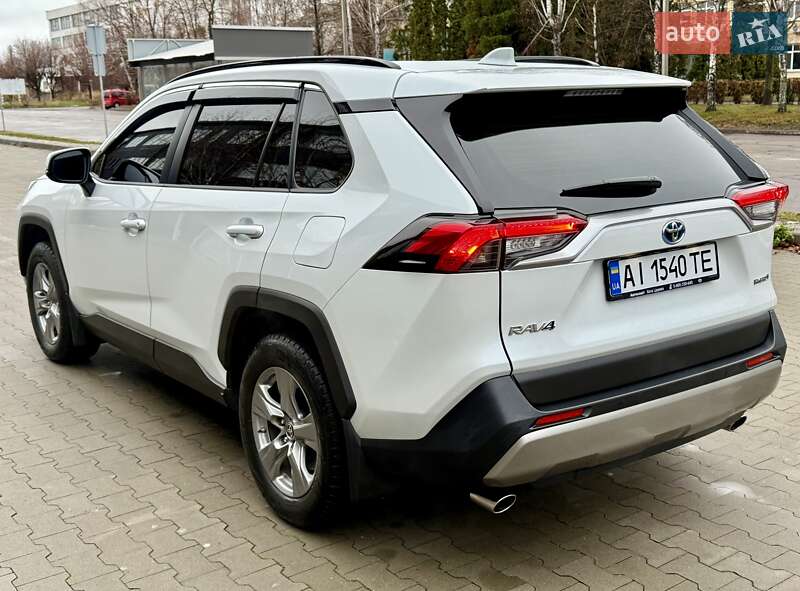 Внедорожник / Кроссовер Toyota RAV4 2023 в Белой Церкви фото 15 Внедорожник / Кроссовер Toyota RAV4 2023 в Белой Церкви