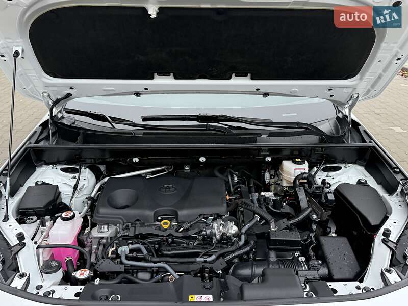 Внедорожник / Кроссовер Toyota RAV4 2023 в Белой Церкви фото 21 Внедорожник / Кроссовер Toyota RAV4 2023 в Белой Церкви