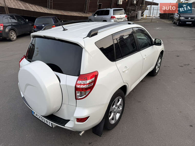 Внедорожник / Кроссовер Toyota RAV4 2011 в Одессе