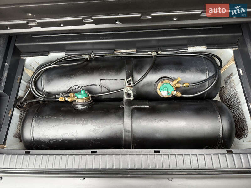 Внедорожник / Кроссовер Toyota RAV4 2011 в Одессе