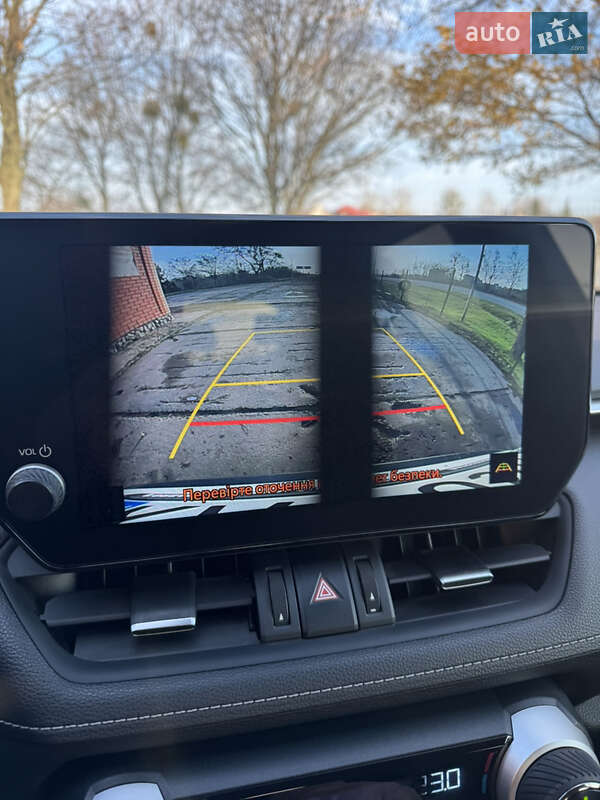 Позашляховик / Кросовер Toyota RAV4 2023 в Харкові