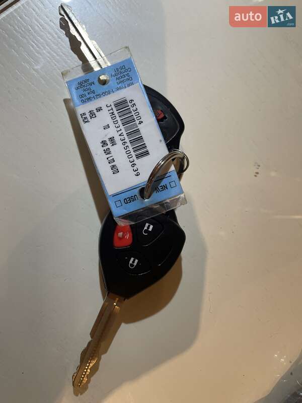 Позашляховик / Кросовер Toyota RAV4 2006 в Києві