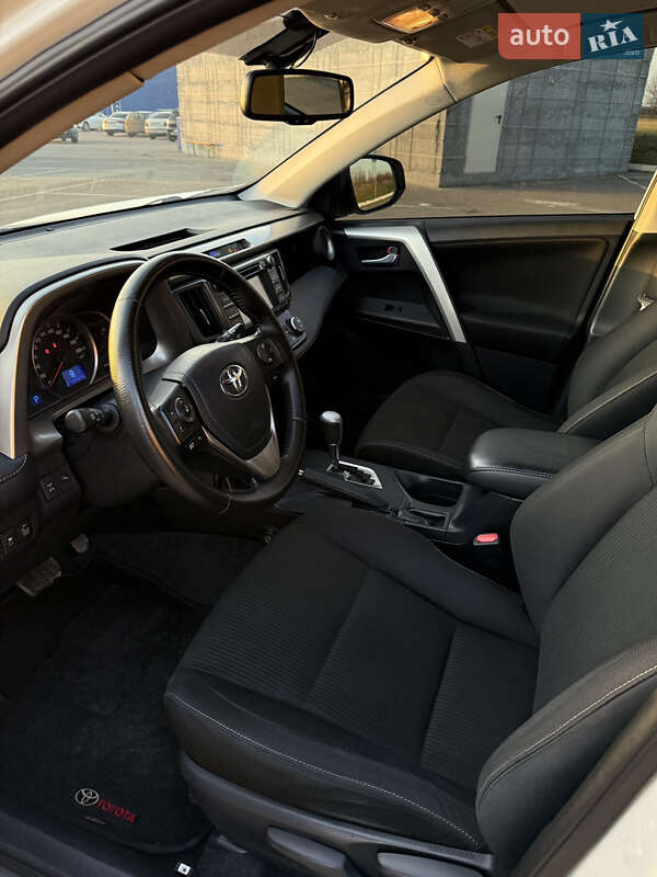 Внедорожник / Кроссовер Toyota RAV4 2013 в Полтаве фото 18 Внедорожник / Кроссовер Toyota RAV4 2013 в Полтаве