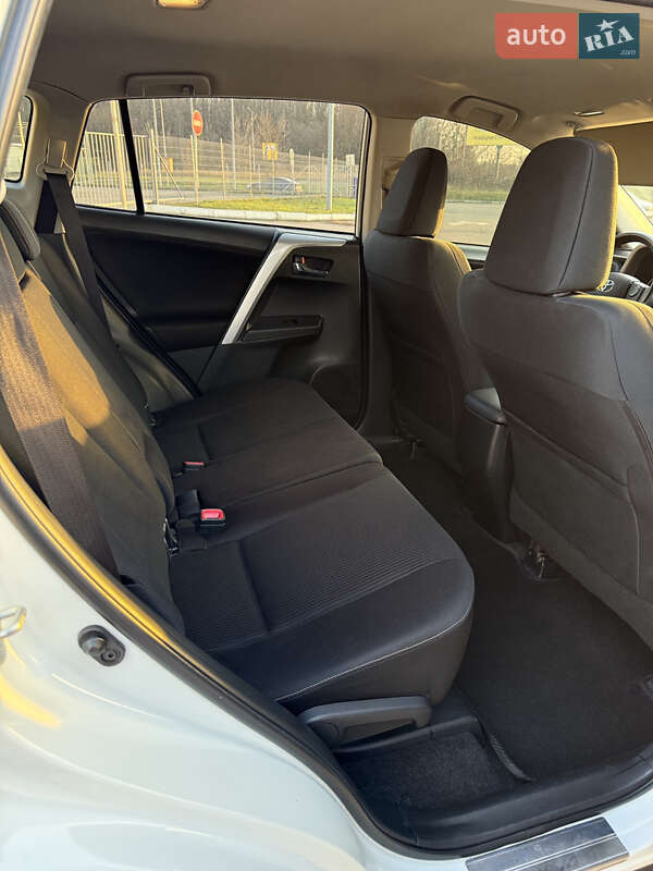 Внедорожник / Кроссовер Toyota RAV4 2013 в Полтаве фото 22 Внедорожник / Кроссовер Toyota RAV4 2013 в Полтаве