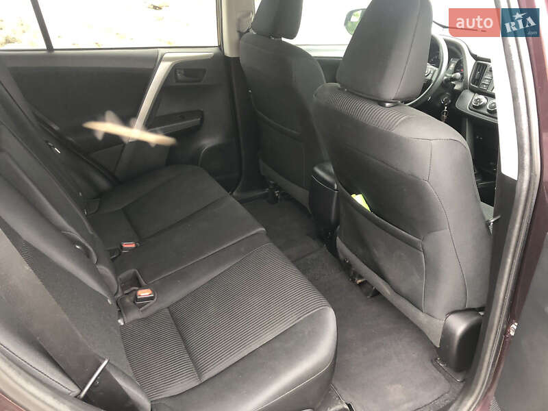 Позашляховик / Кросовер Toyota RAV4 2016 в Старому Самборі