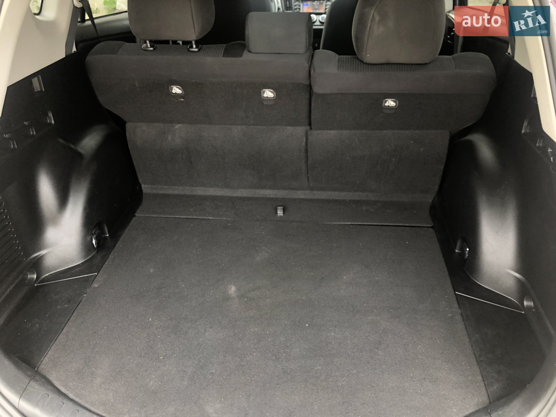 2016 Toyota RAV 4 - мініатюра 13