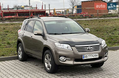 Позашляховик / Кросовер Toyota RAV4 2010 в Вінниці