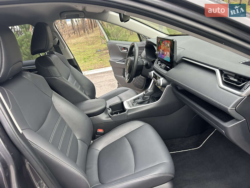 Позашляховик / Кросовер Toyota RAV4 2024 в Києві фото 22 Позашляховик / Кросовер Toyota RAV4 2024 в Києві