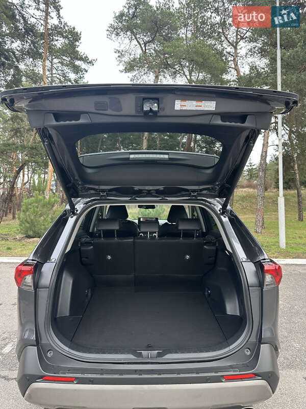 Позашляховик / Кросовер Toyota RAV4 2024 в Києві фото 44 Позашляховик / Кросовер Toyota RAV4 2024 в Києві