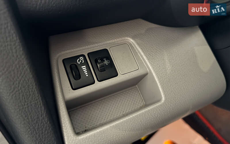 Внедорожник / Кроссовер Toyota RAV4 2007 в Шептицькому