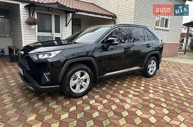 Позашляховик / Кросовер Toyota RAV4 2019 в Харкові
