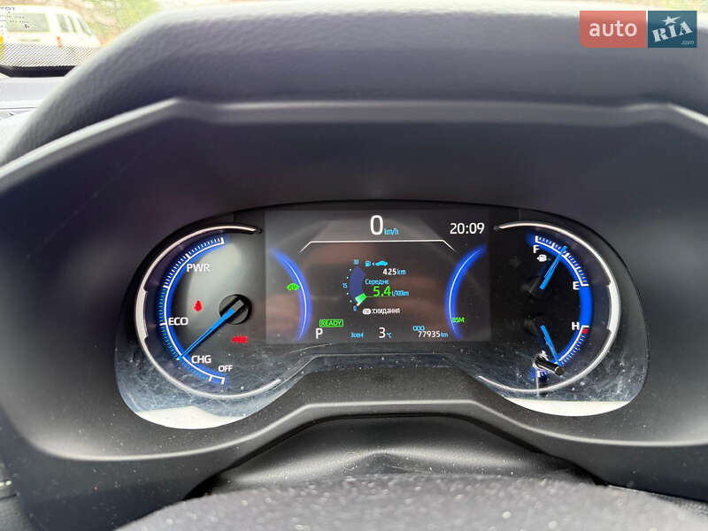 Позашляховик / Кросовер Toyota RAV4 2020 в Львові