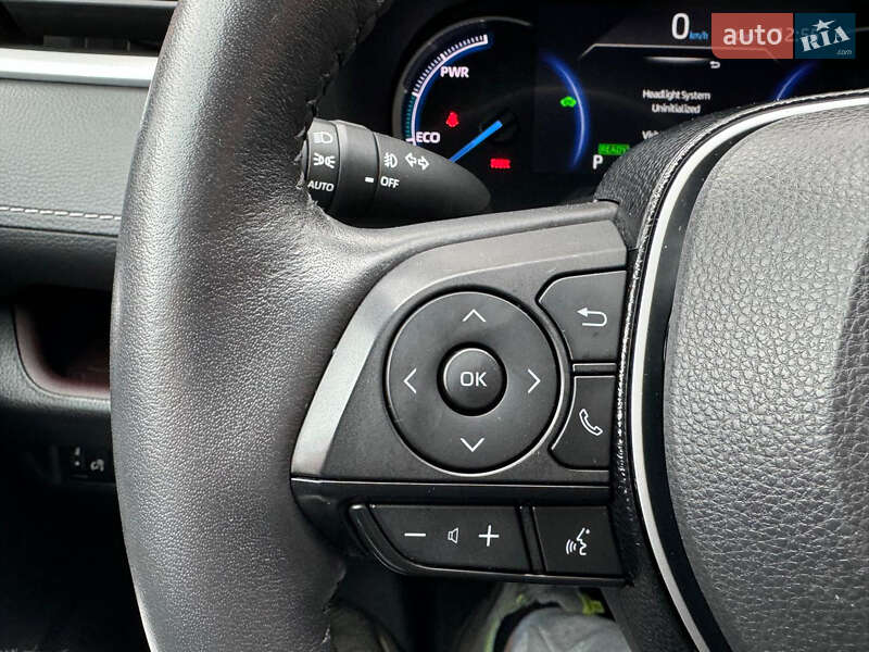 Позашляховик / Кросовер Toyota RAV4 2020 в Львові