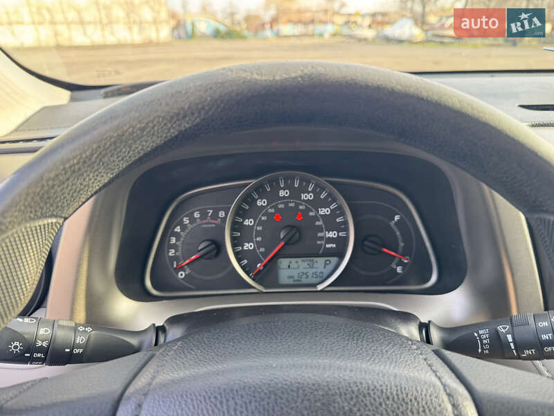 Внедорожник / Кроссовер Toyota RAV4 2015 в Киеве