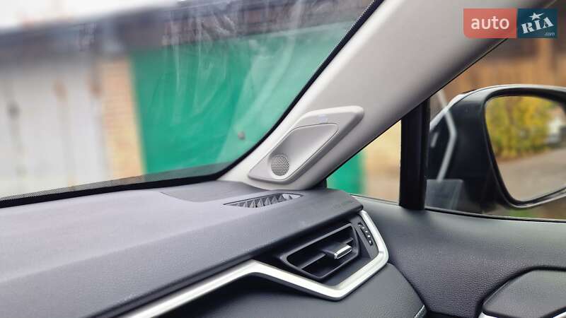 Внедорожник / Кроссовер Toyota RAV4 2023 в Киеве