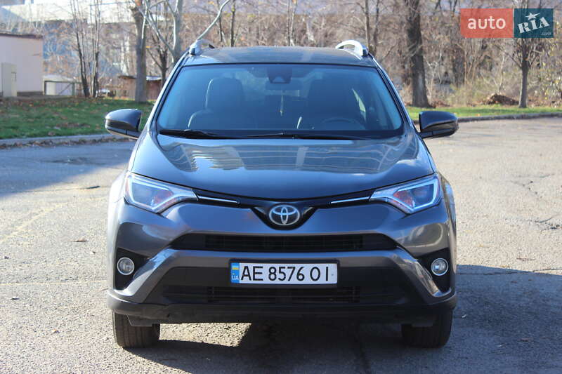 Внедорожник / Кроссовер Toyota RAV4 2016 в Днепре фото 4 Внедорожник / Кроссовер Toyota RAV4 2016 в Днепре