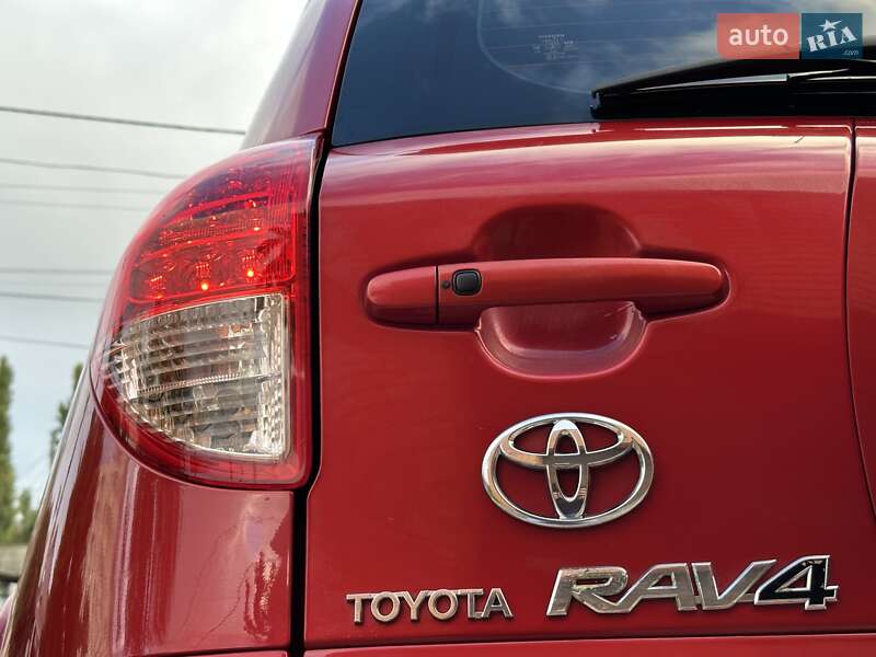 Позашляховик / Кросовер Toyota RAV4 2008 в Одесі