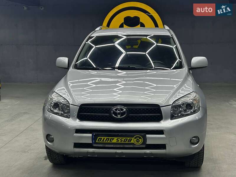 Позашляховик / Кросовер Toyota RAV4 2007 в Чернівцях фото 2 Позашляховик / Кросовер Toyota RAV4 2007 в Чернівцях