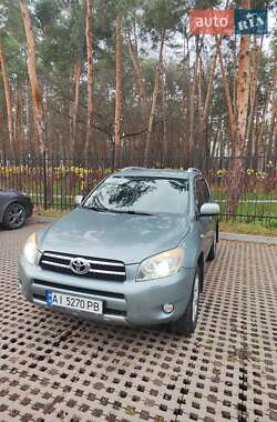 Позашляховик / Кросовер Toyota RAV4 2007 в Києві