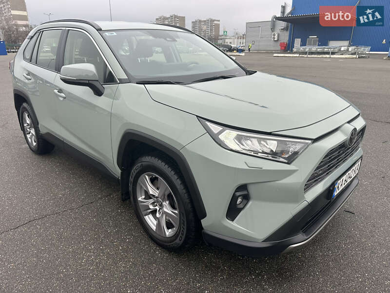 Позашляховик / Кросовер Toyota RAV4 2023 в Києві фото 13 Позашляховик / Кросовер Toyota RAV4 2023 в Києві