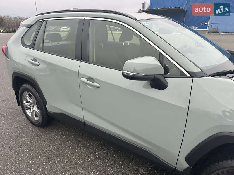 Позашляховик / Кросовер Toyota RAV4 2023 в Києві фото 17 Позашляховик / Кросовер Toyota RAV4 2023 в Києві
