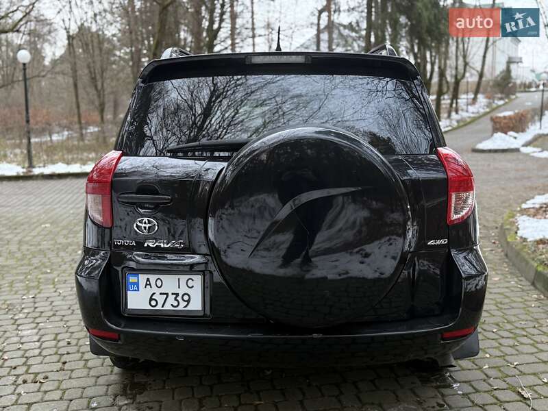 Позашляховик / Кросовер Toyota RAV4 2008 в Львові
