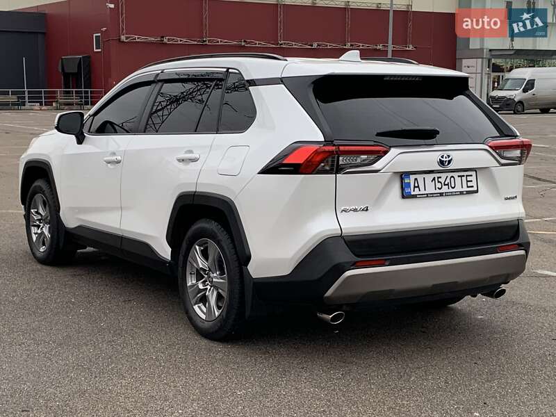 Позашляховик / Кросовер Toyota RAV4 2023 в Києві